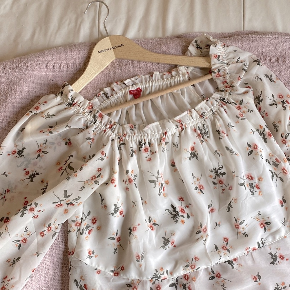 Guess Floral Off the shoulder top Medium